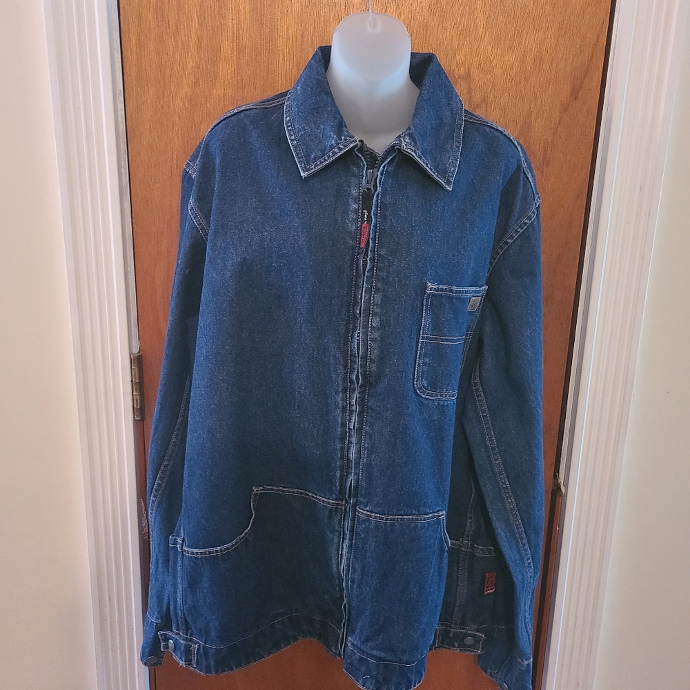 Riggs Workwear by Wrangler men’s zipper denim jacket